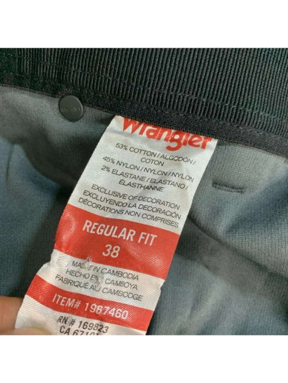 Wrangler Regular Fit Men's Size 38 Gray Cargo Shorts Stretch